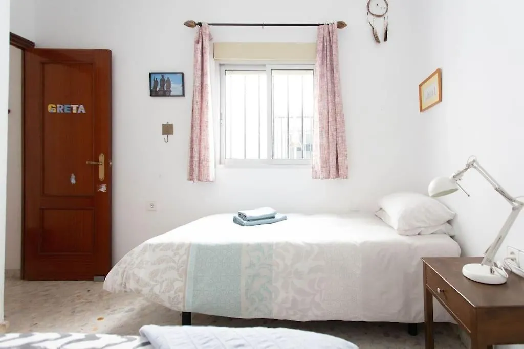 Town House With Rooftop Terrace Seville 0*,