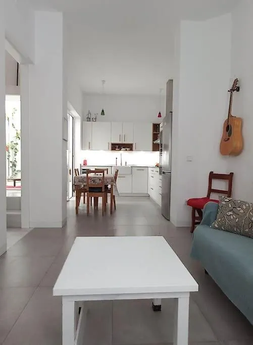 Dom wakacyjny Town House With Rooftop Terrace Sewilla